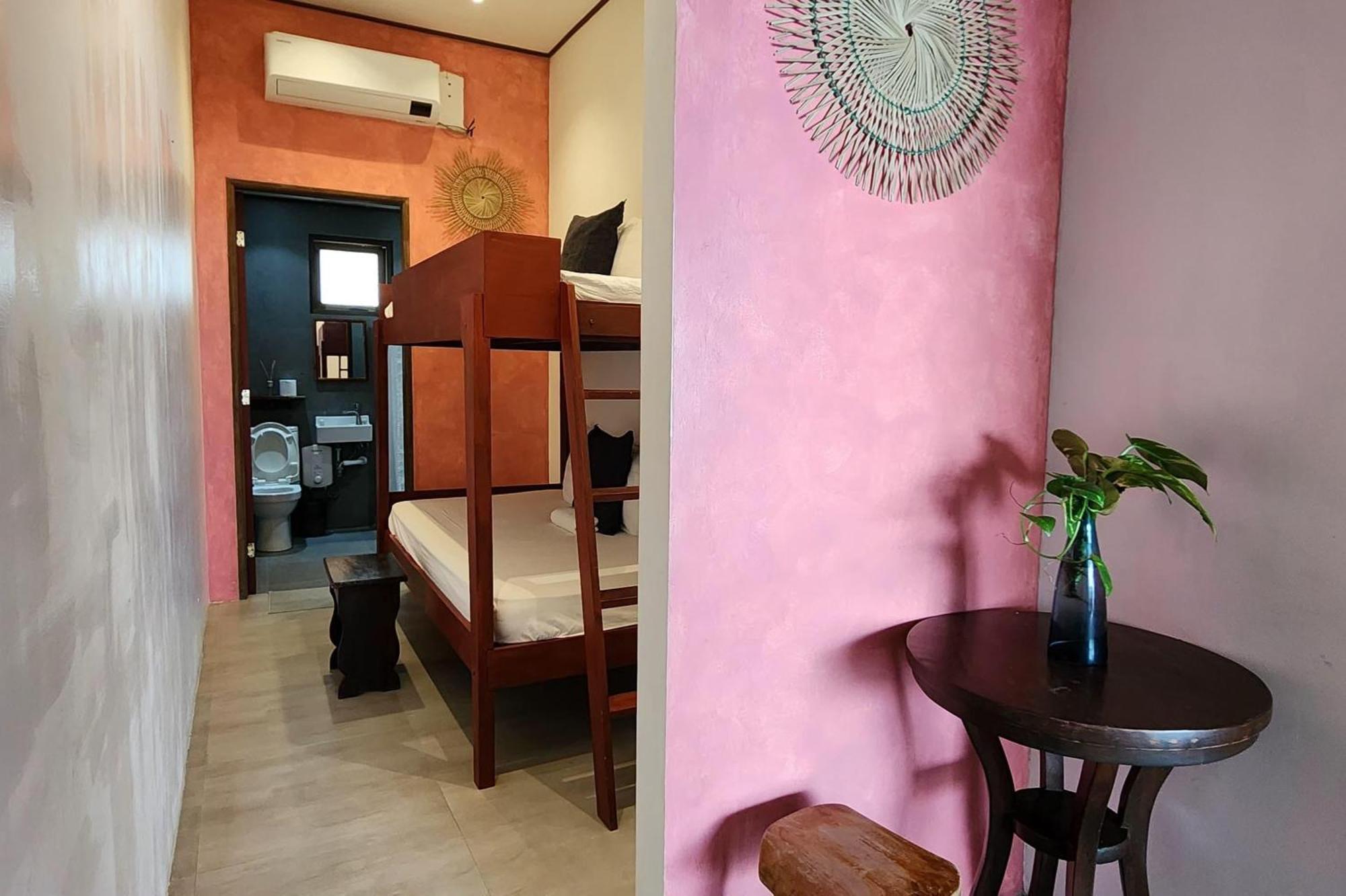 Sirom Beach House Tambobong ภายนอก รูปภาพ