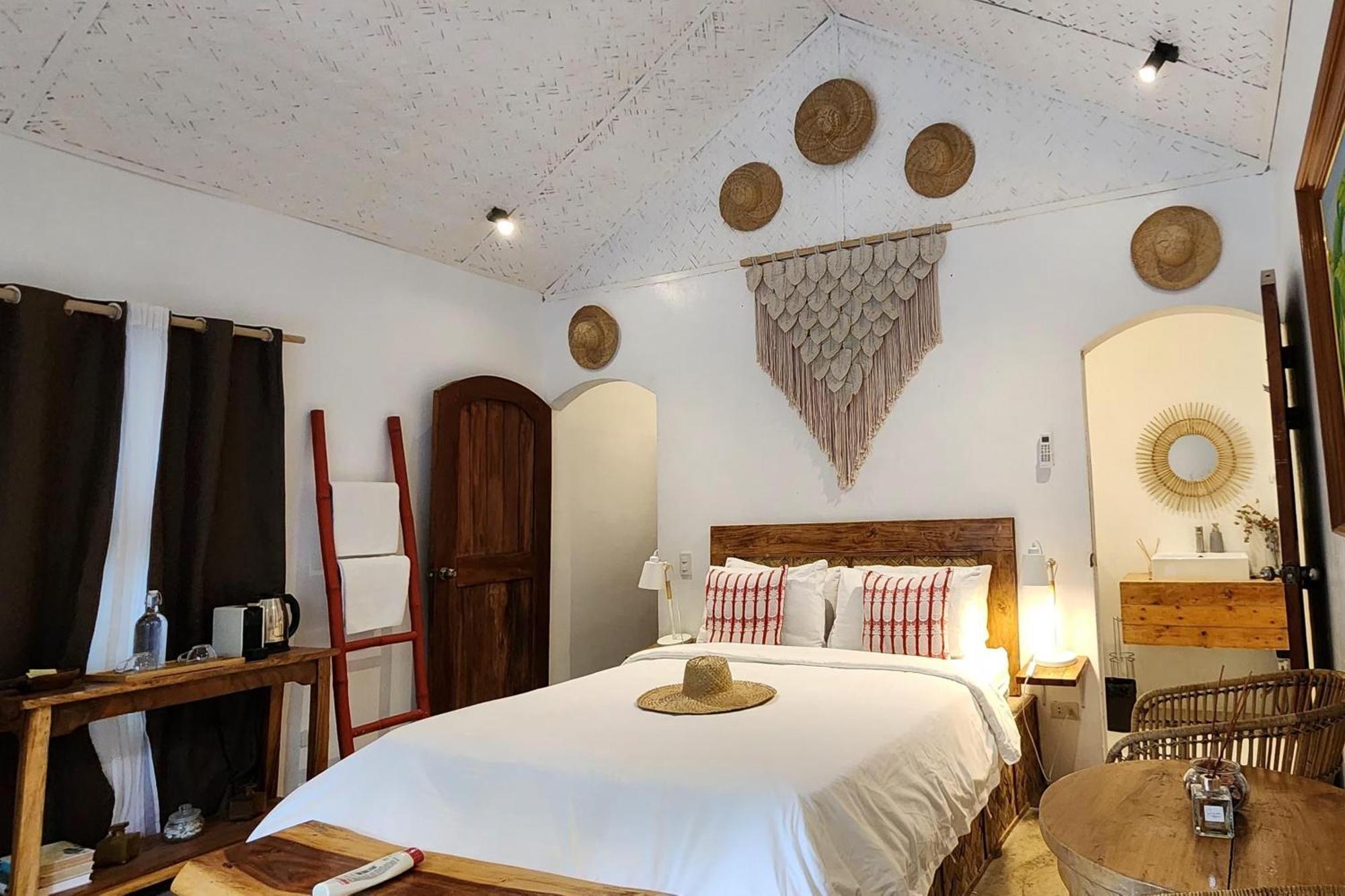 Sirom Beach House Tambobong ภายนอก รูปภาพ