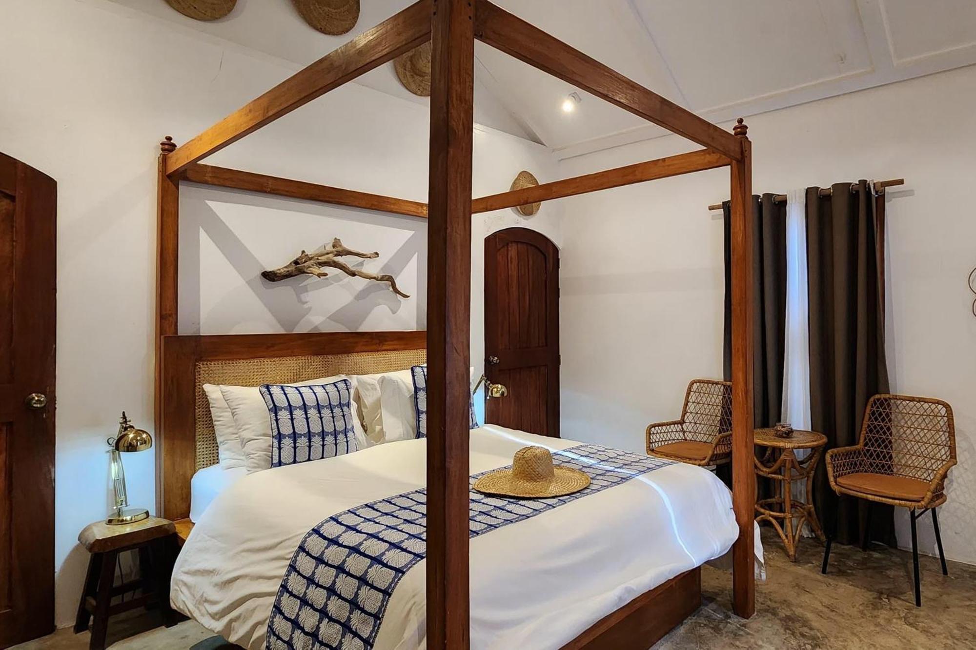 Sirom Beach House Tambobong ภายนอก รูปภาพ