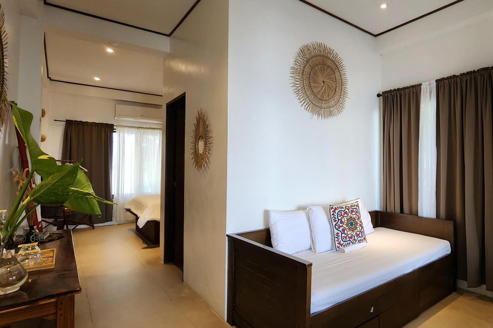 Sirom Beach House Tambobong ภายนอก รูปภาพ