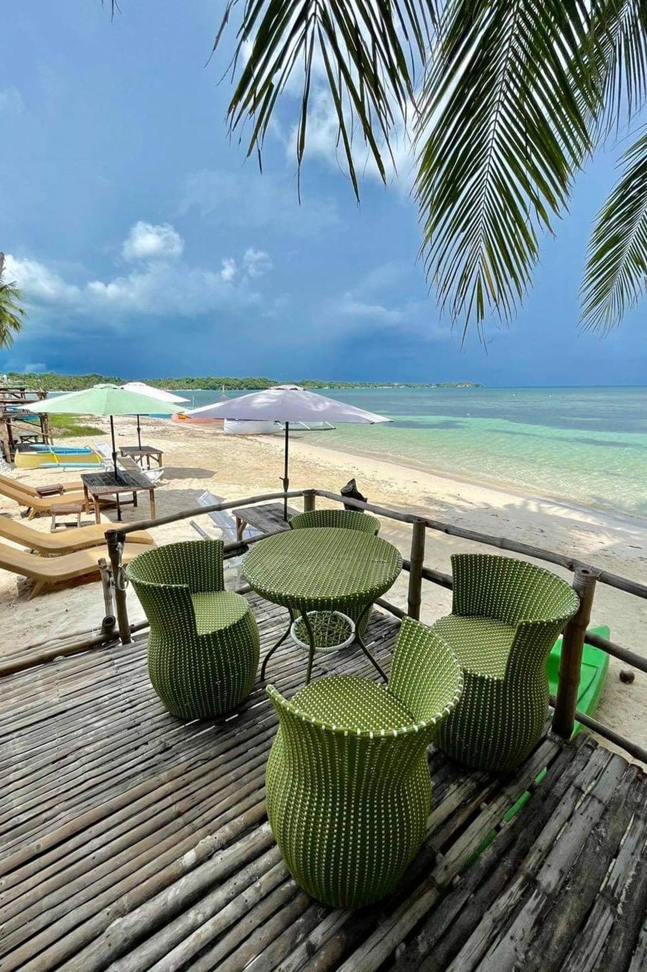 Sirom Beach House Tambobong ภายนอก รูปภาพ