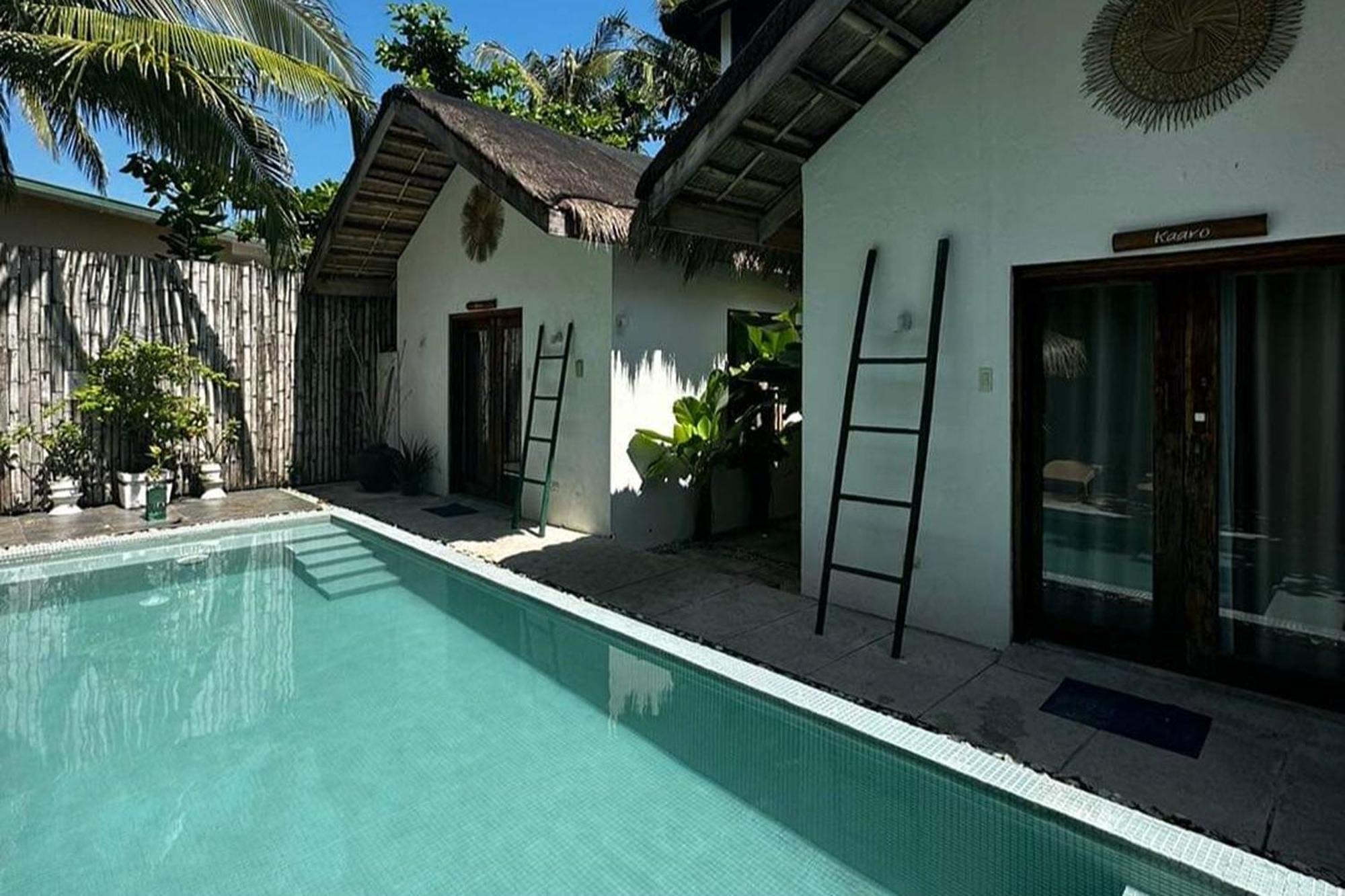 Sirom Beach House Tambobong ภายนอก รูปภาพ