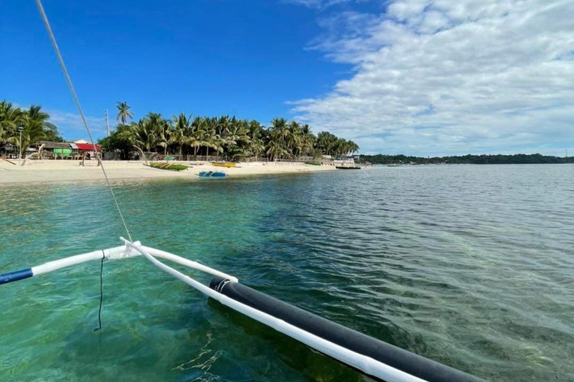 Sirom Beach House Tambobong ภายนอก รูปภาพ